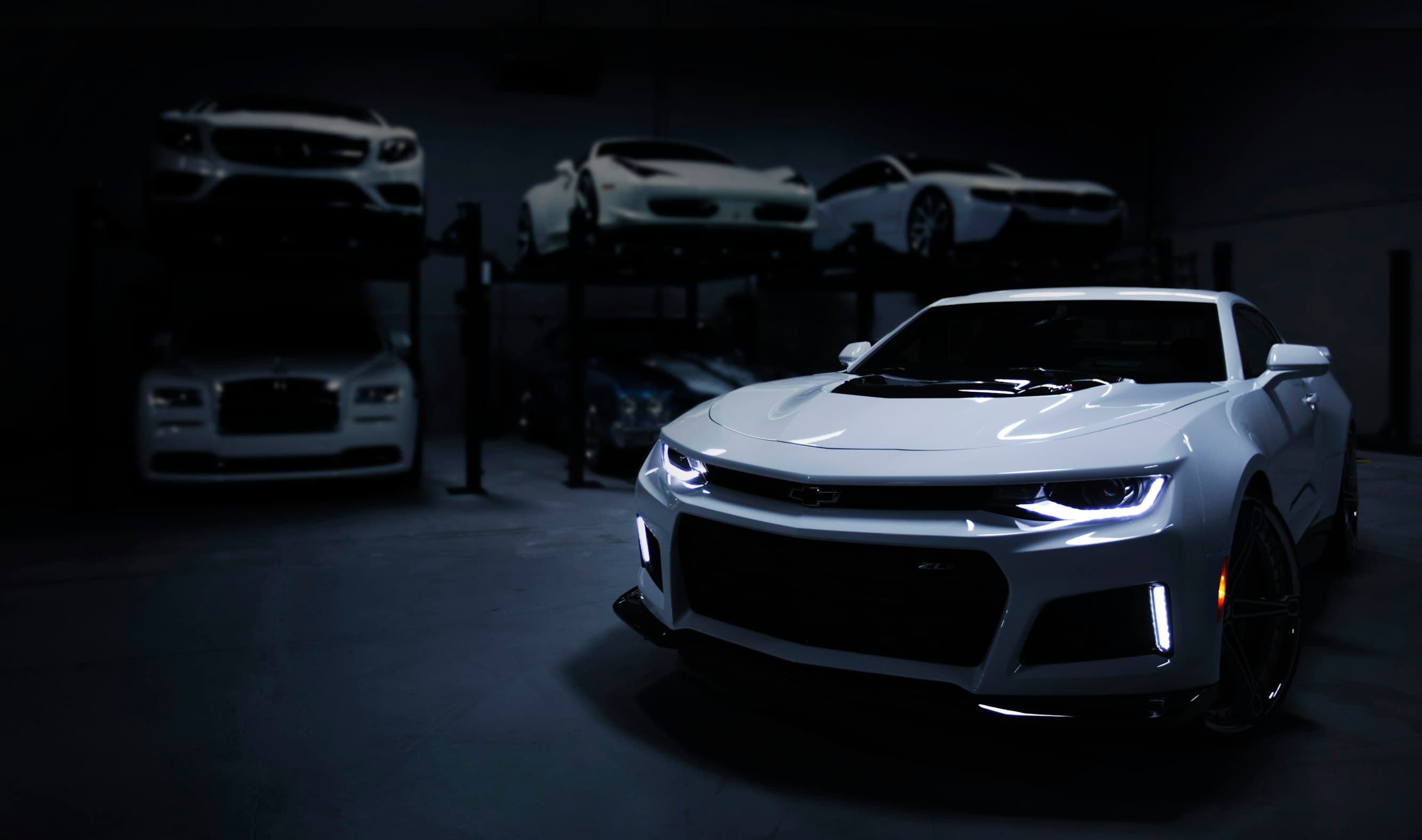 Automotive & Tires visual